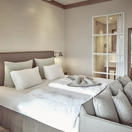 Hotel The Cozy & Lofts Timmendorfer 4*