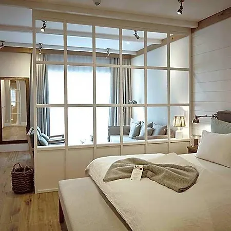 호텔 The Cozy & Lofts Timmendorfer 4*